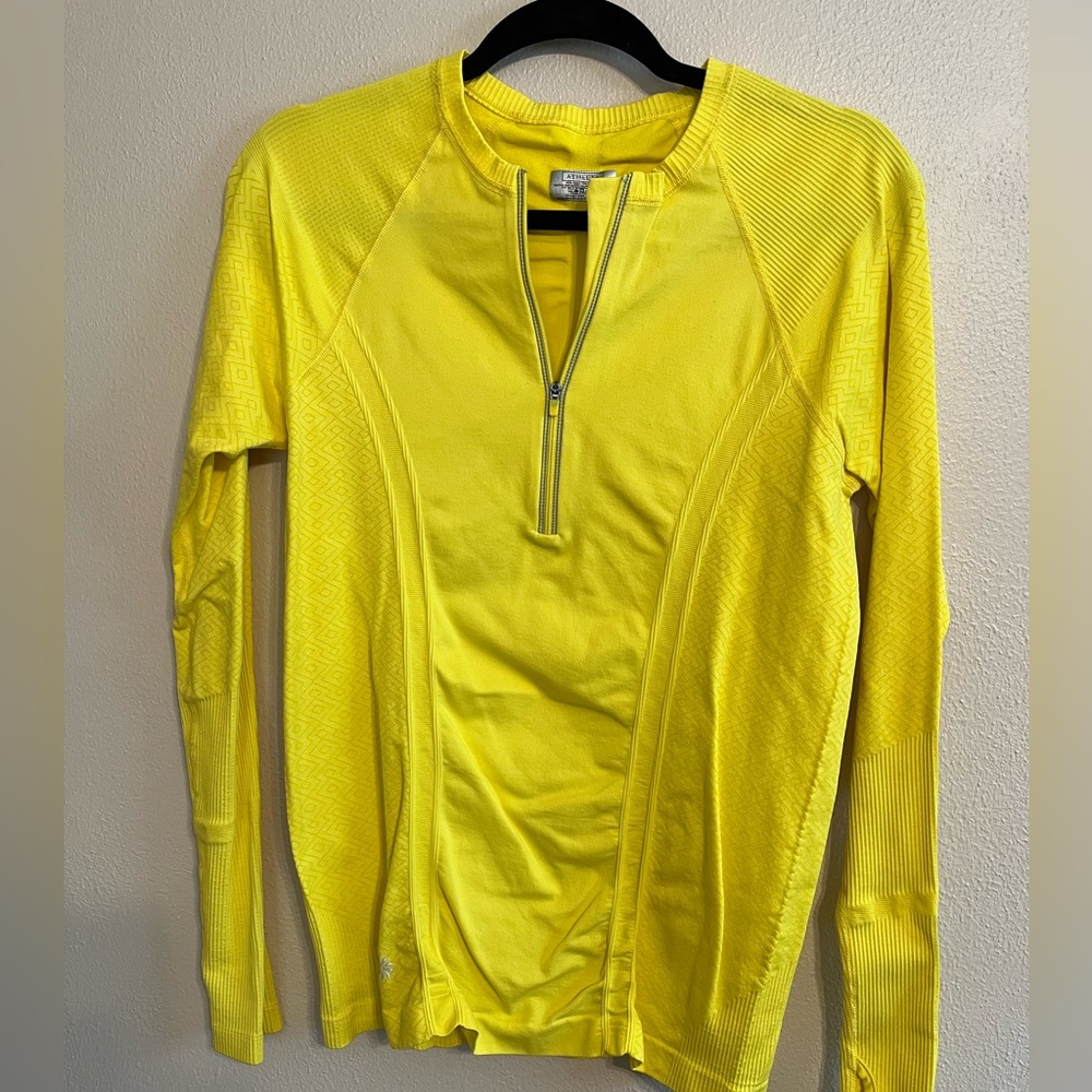 Athleta Stretchy top
